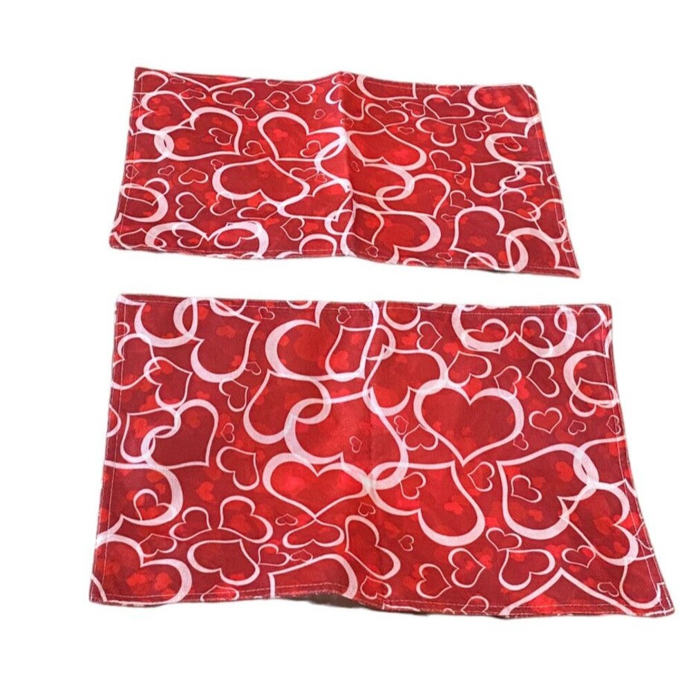 Two Red White Intertwined Hearts Placemats Valentine Day Love 17.5 x 12 Decorati